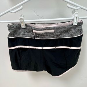 Lululemon shorts size 4